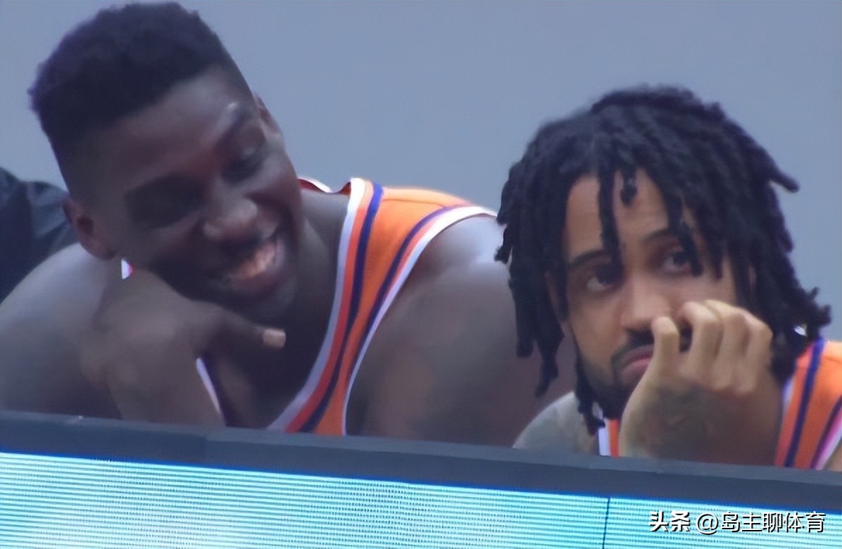 李春江明演，央视解说看不下去，王晗或下课，2500万高诗岩值不值