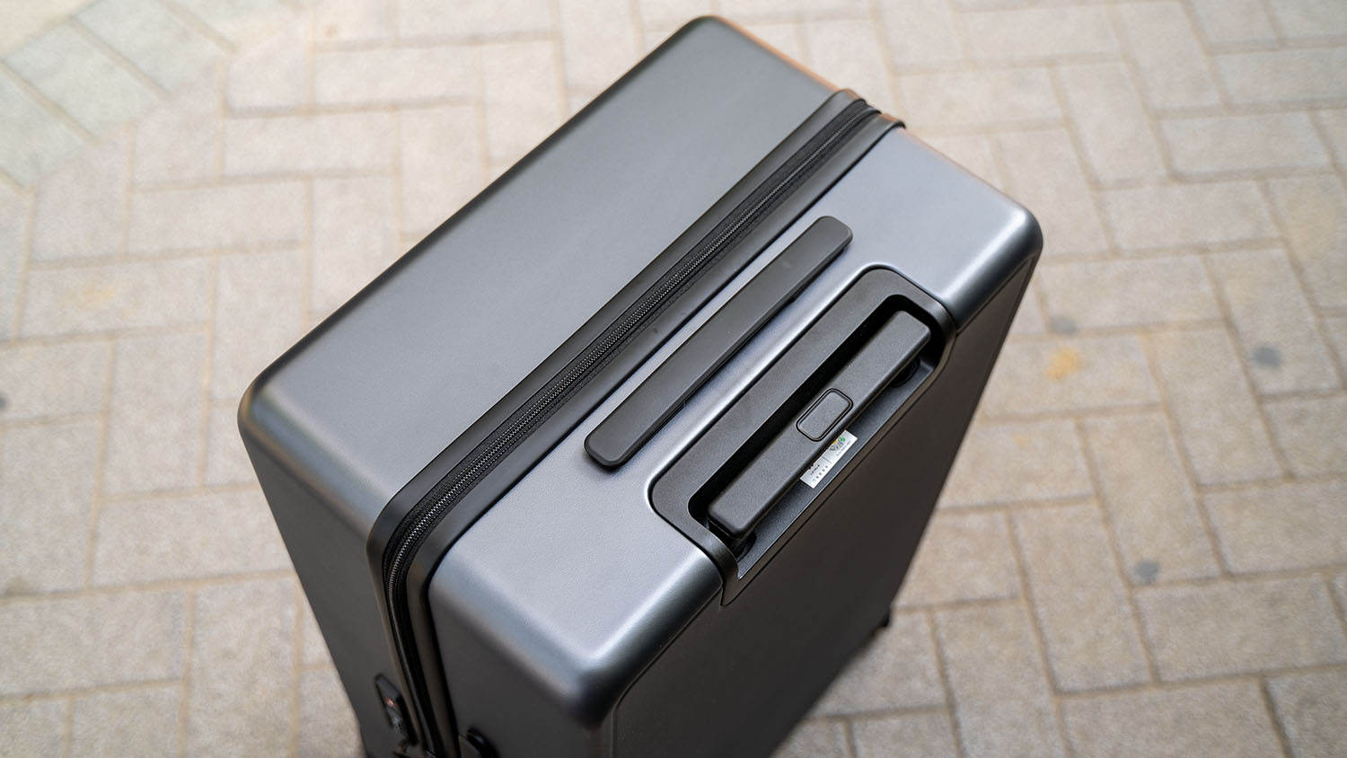 商旅人用这样的旅行箱更好，地平线8号城市脉搏旅行箱体验
