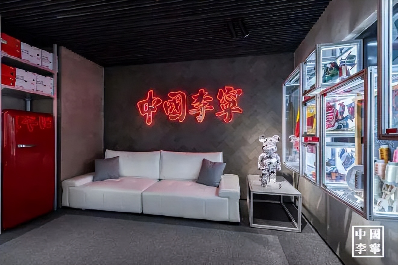 安踏李宁大战,李宁安踏的春天来了