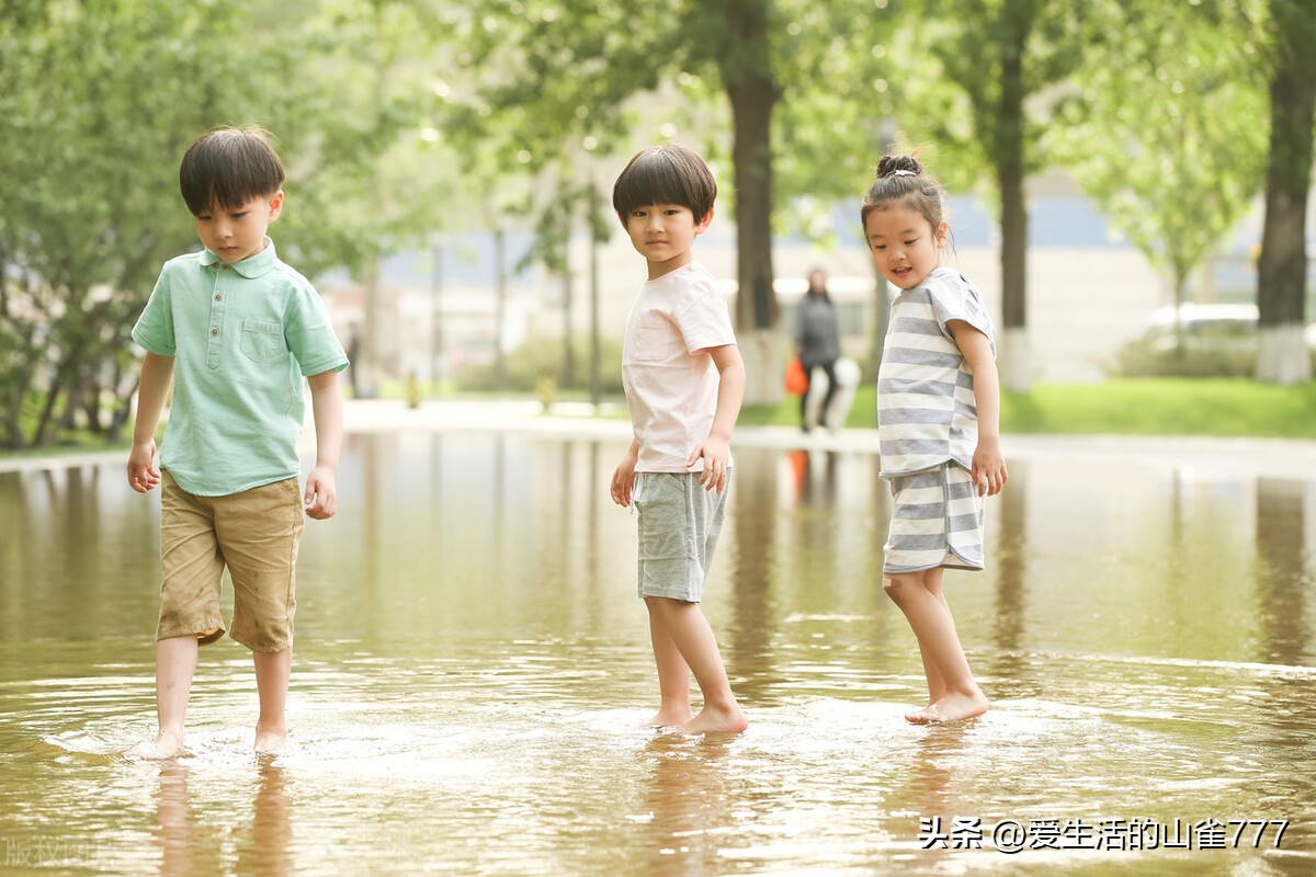 你童年时光有哪些奢侈零食,你的童年里陪伴你的零食是什么