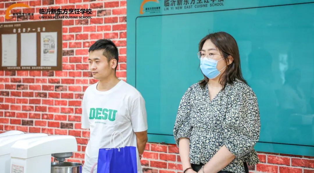 华润万家走进临沂新东方烹饪学校选拔人才，校企合作优质就业