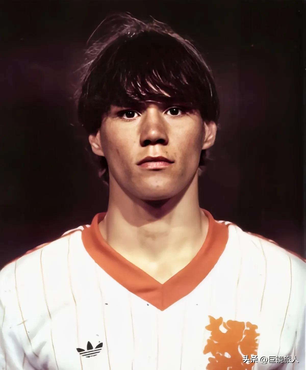 亨利十大进球纪录,前锋罗纳尔多中锋维埃里