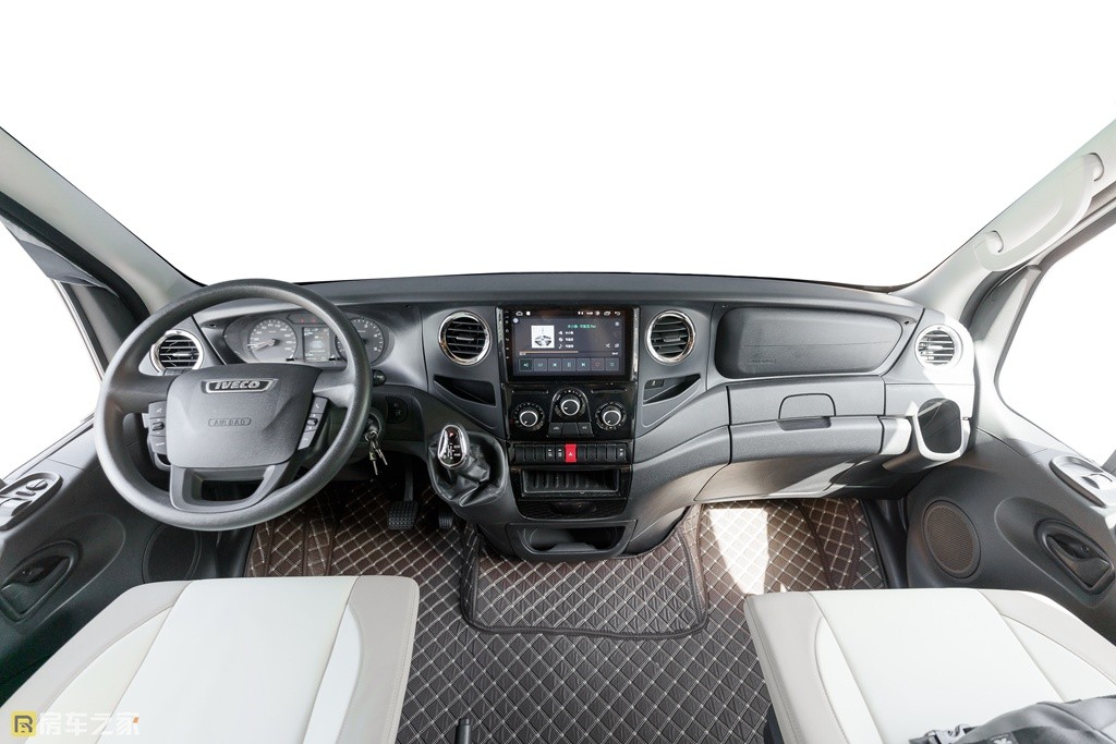 亚特纪念版y10无拓展房车,亚特纪念版y10双拓展房车