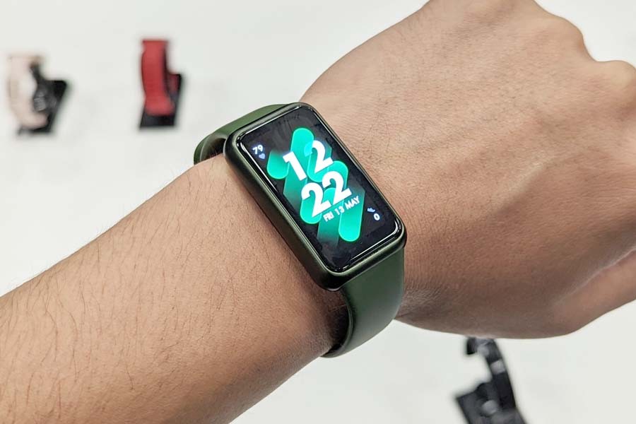 推荐一款性价比高的智能手环2017,2017年值得入手的智能手环