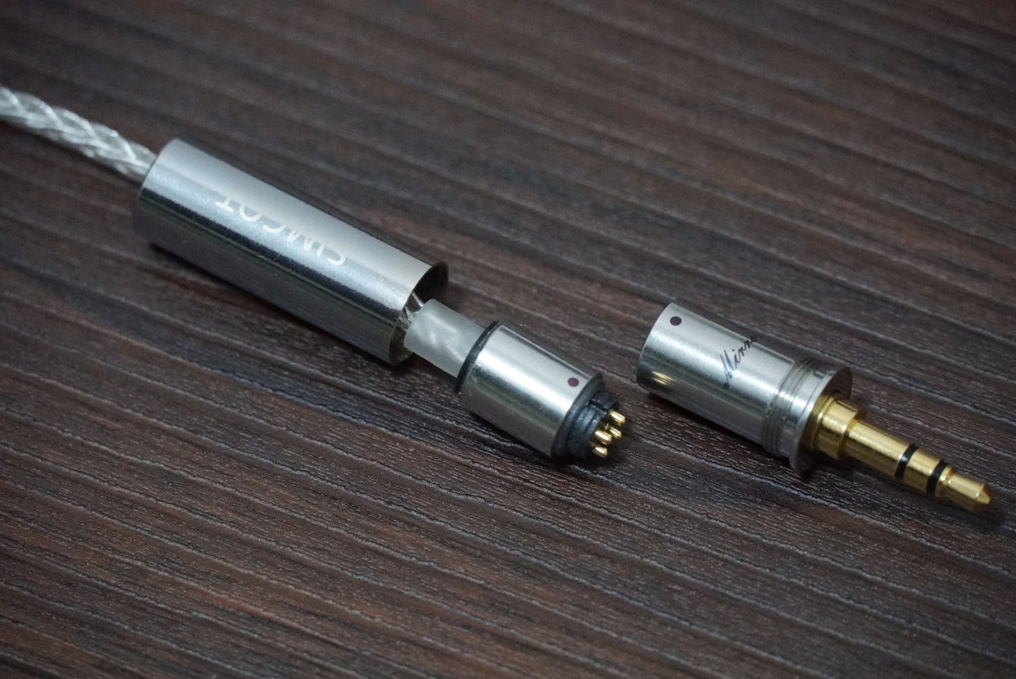 想起哪个就写哪个：2022上半年，中国市场高音质耳机观察与图鉴