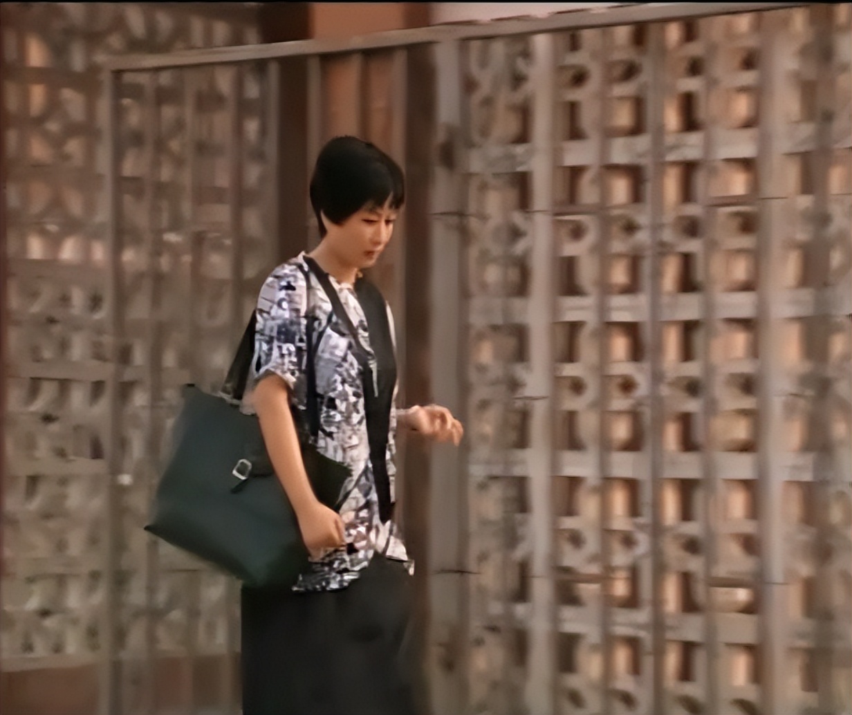 孽债女版,孽债服装