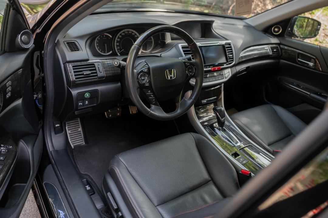 雅阁3.5v6发动机测评,本田雅阁3.0v6试驾