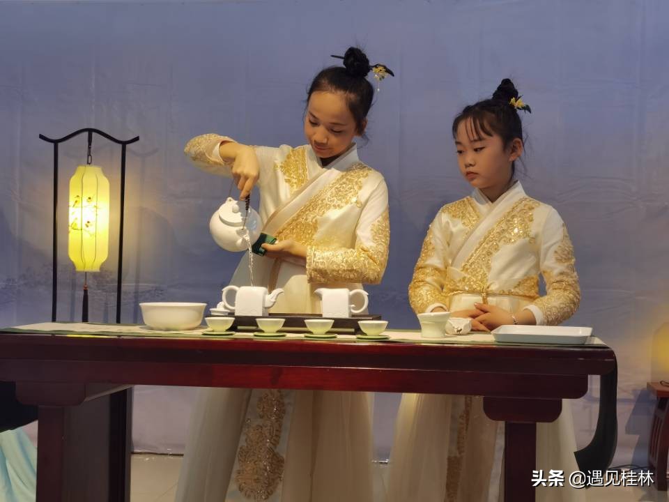 广西第七届少儿艺术展演,广西青少年艺术展演比赛