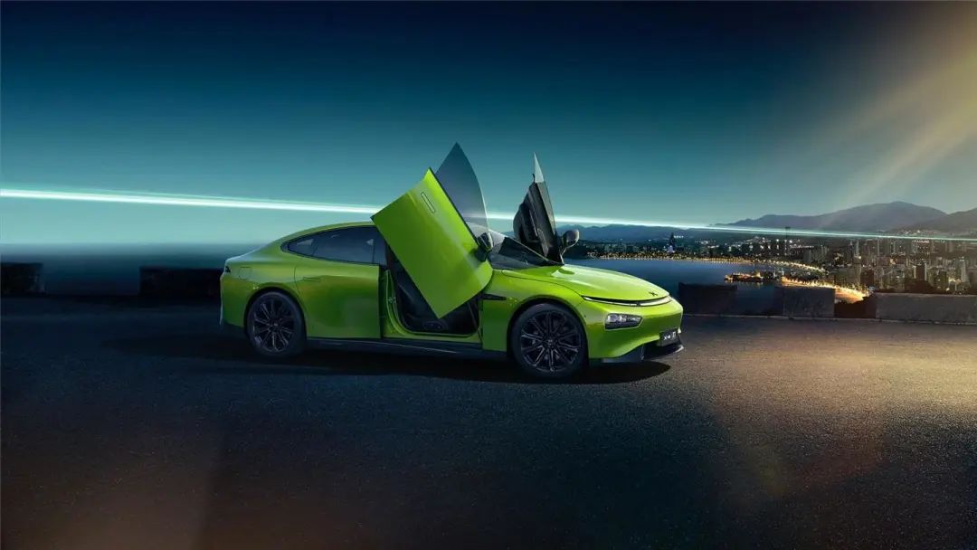 小米比亚迪新能源汽车,雷军央视采访说小米汽车上市时间