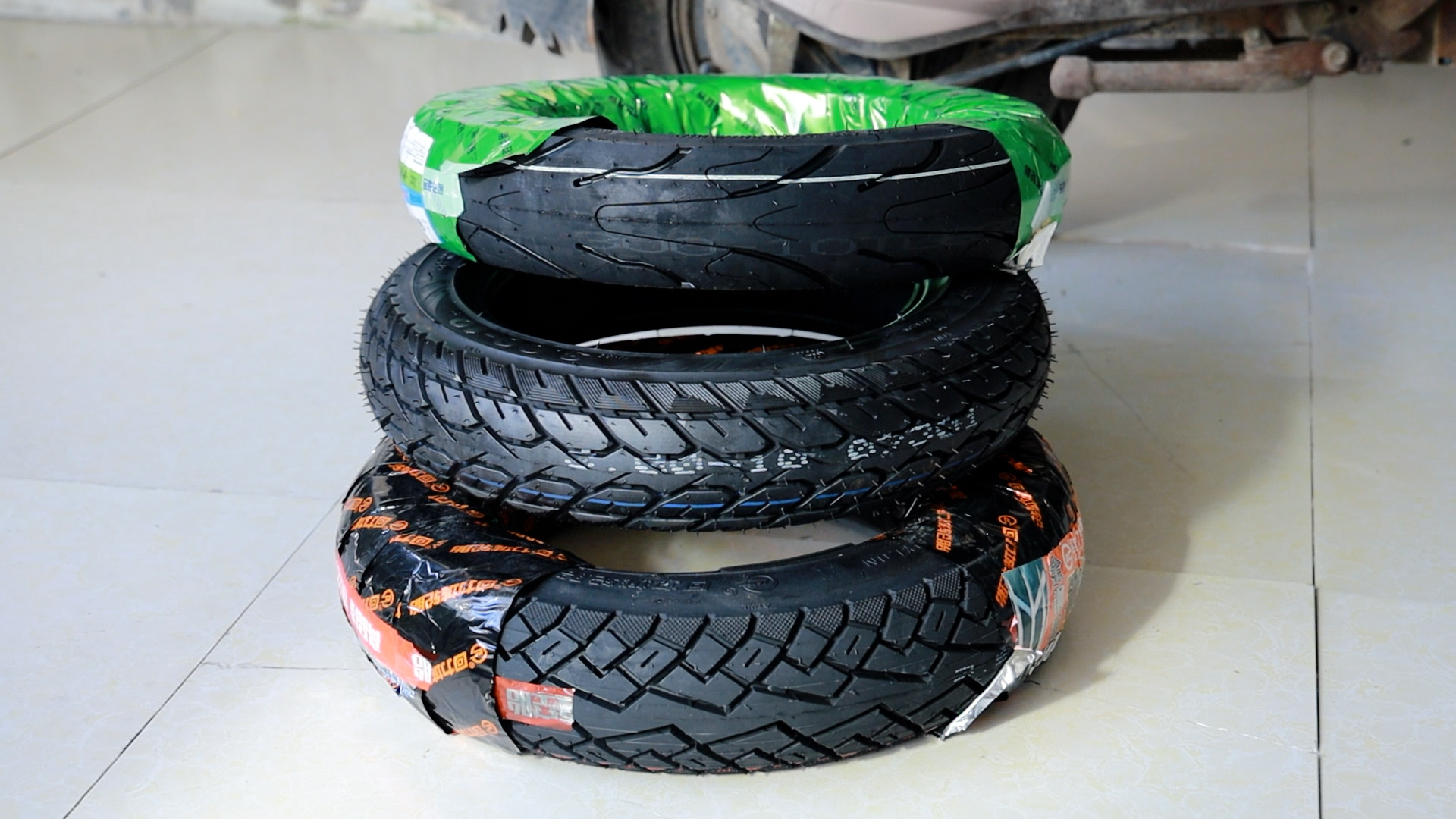 电动车防爆防扎钢丝真空胎,电动车真空胎如何选择