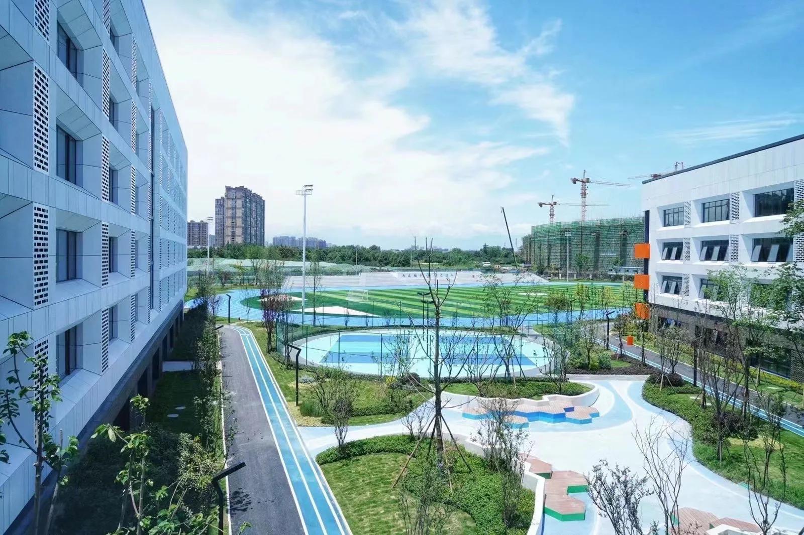 水泥高密度纤维板的优点和缺点,高密度纤维水泥板可以做楼板吗