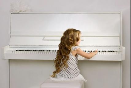 浅谈钢琴演奏中的力度把握前沿,钢琴演奏技法与艺术创新心得体会