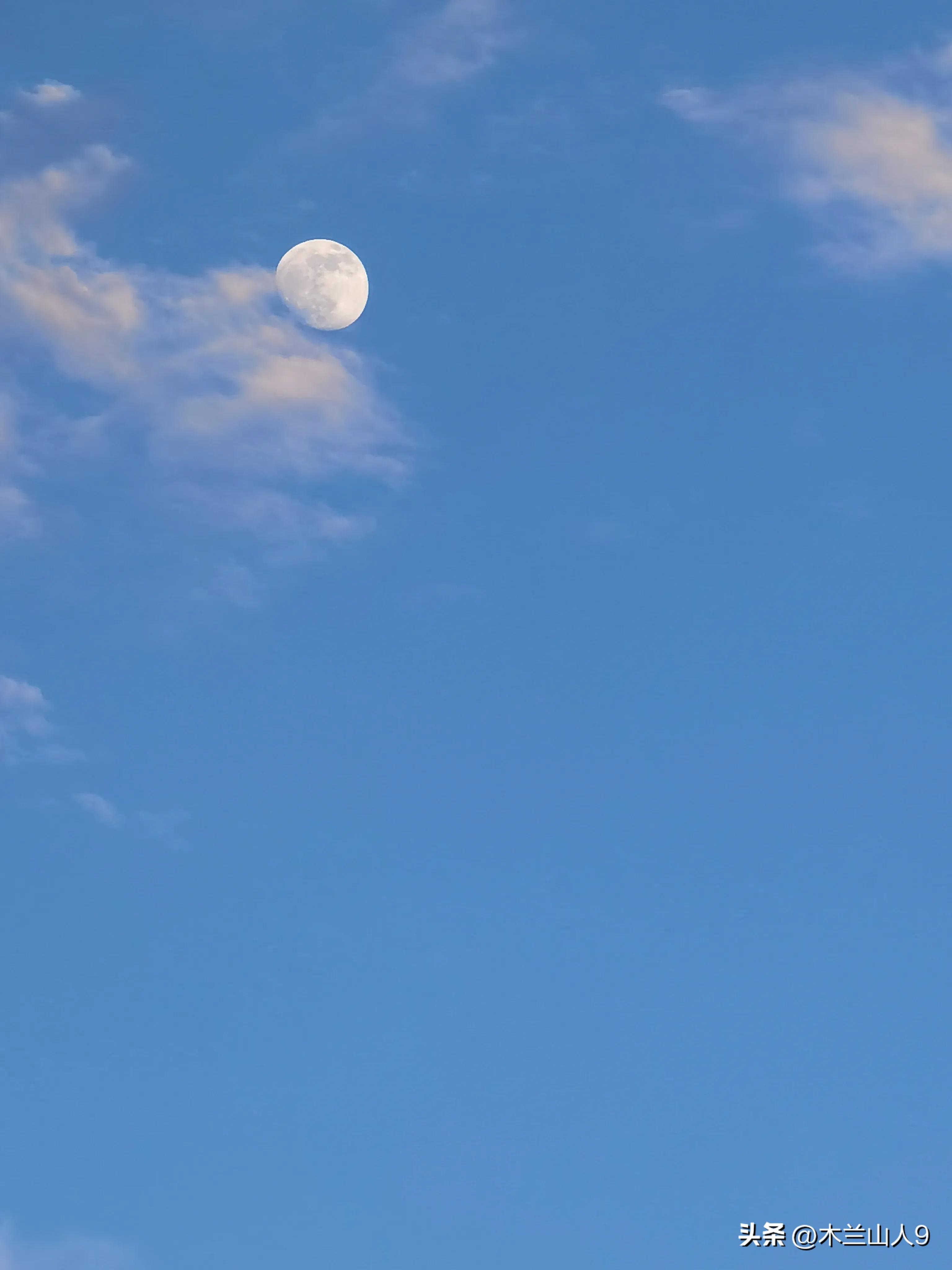 手机拍摄红底照片怎么导入,拍红云的技巧