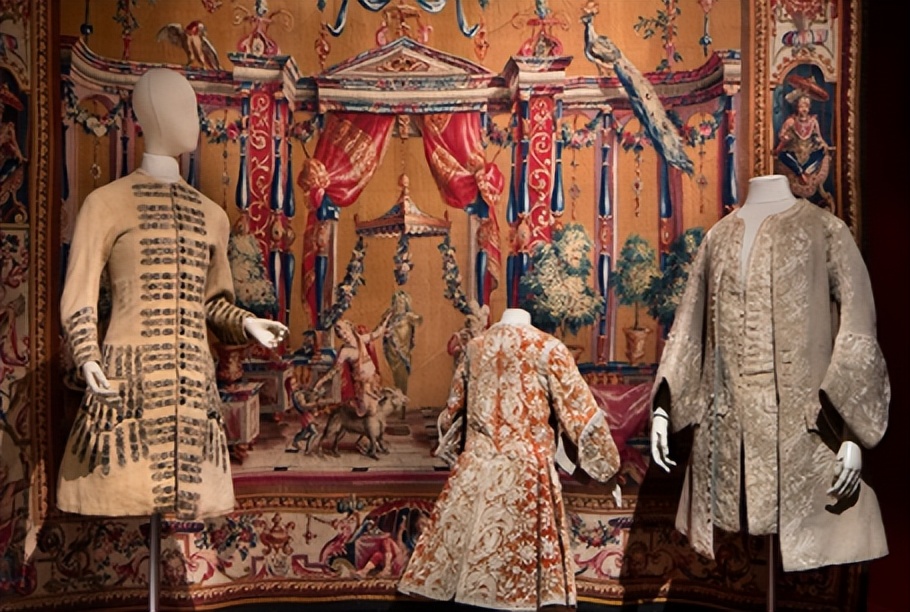 19世纪的法国服饰风格,法国的服饰及其形成原因