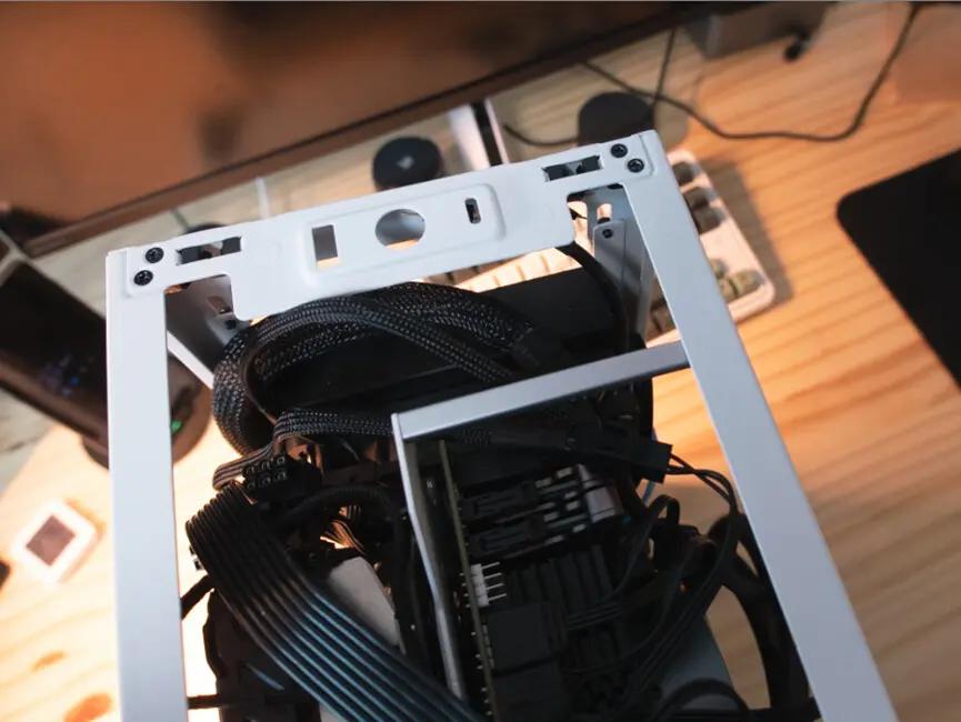 itx机箱装机走线,最完美的itx机箱