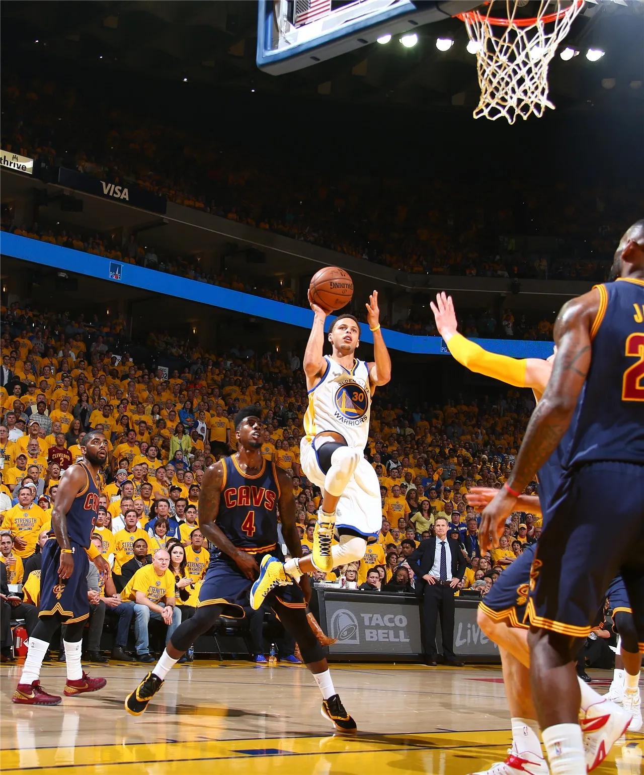 库里是最伟大的三分射手吗,库里会成为乔丹科比那样的人吗