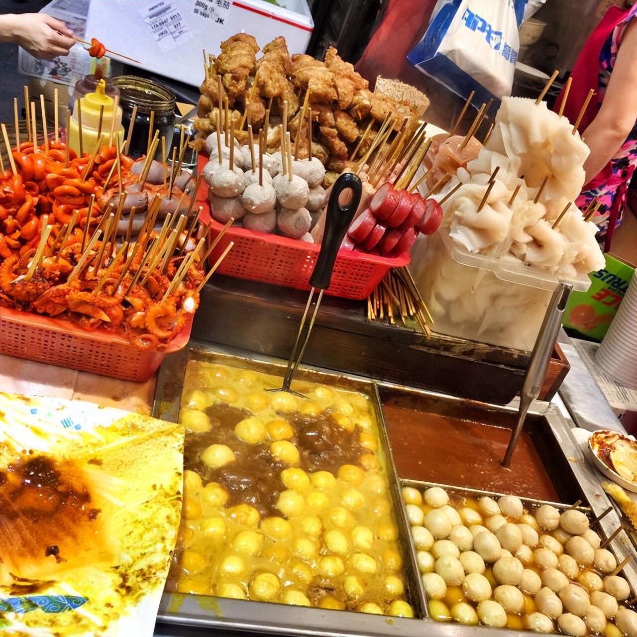 香港人吃的是粤菜还是港菜,香港菜什么风味