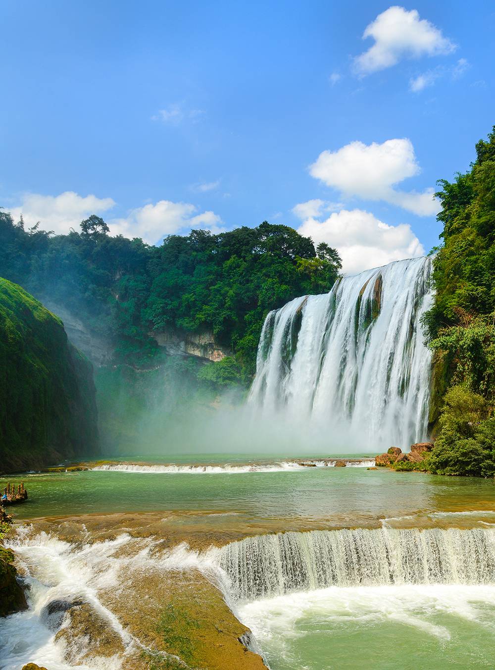 传统景区升级：安顺黄果树，从“观光目的地”到“度假目的地”