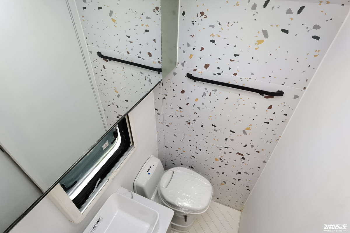 四驱房车价格5-10万元,全新全款房车10万左右