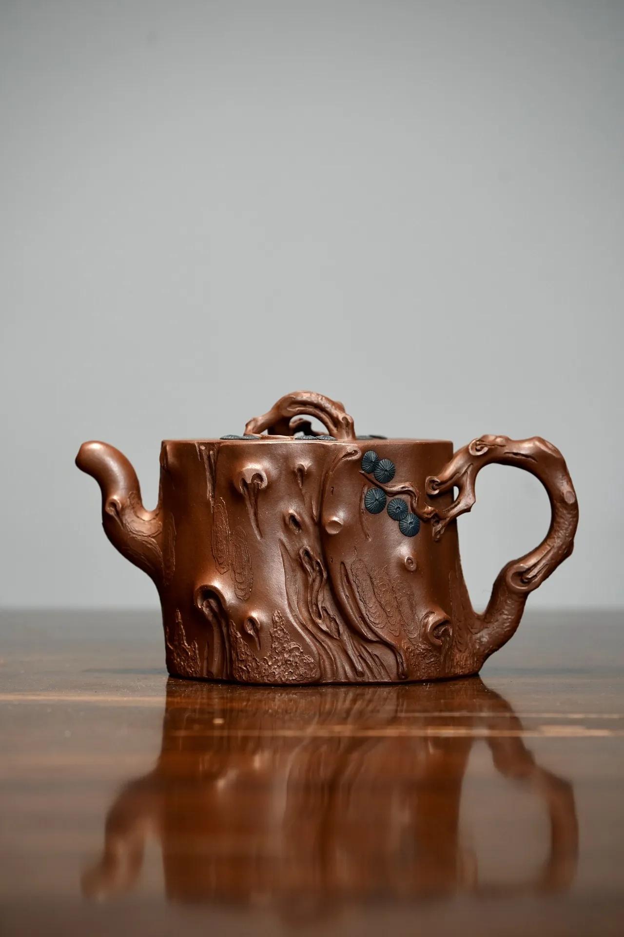 清水泥和黄金段泥比较,黄金段泥与桃花泥