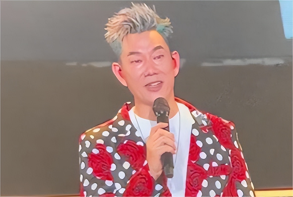 张信哲哪一场演唱会经典,张信哲演唱会为什么评价那么好