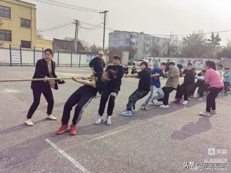 济南学校举办拔河比赛,岳庄拔河大赛