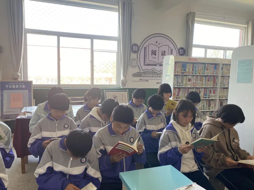 学校丰富多彩的社团活动美篇,多彩社团活力四射助力成长