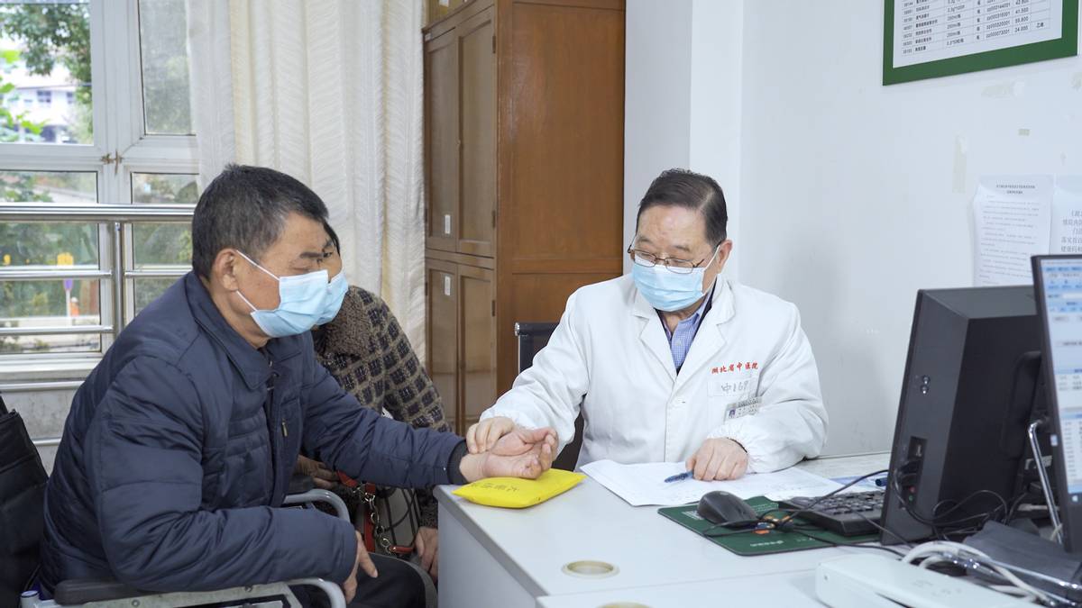 获得中医贡献奖的国医大师,获得最高的荣誉