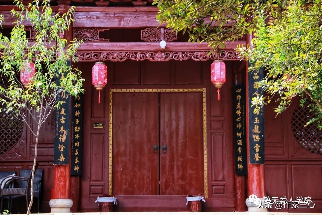 万一龙：以高维智慧，布世间大爱