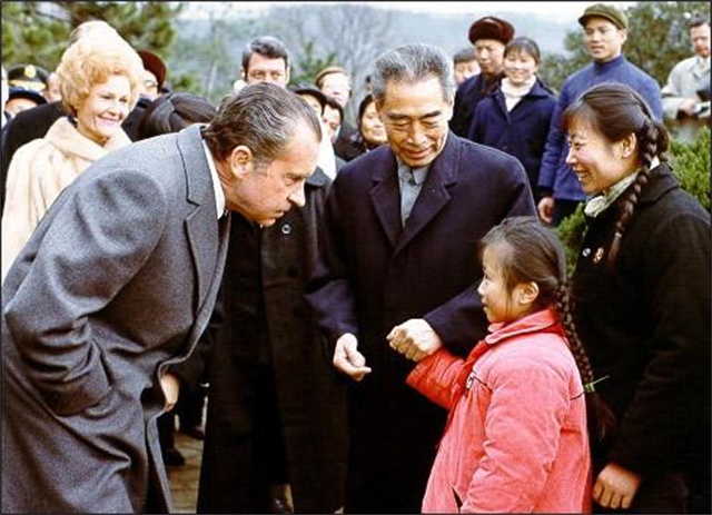 毛主席送给尼克松12字手书，尼克松看后一头雾水，至今无人能解