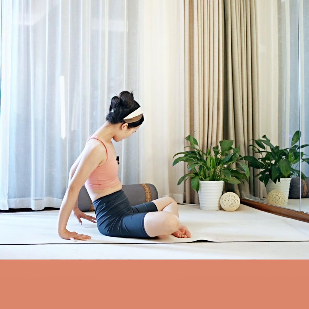 瑜伽腿部互相拉伸视频,瑜伽哪个动作拉伸肝胆经