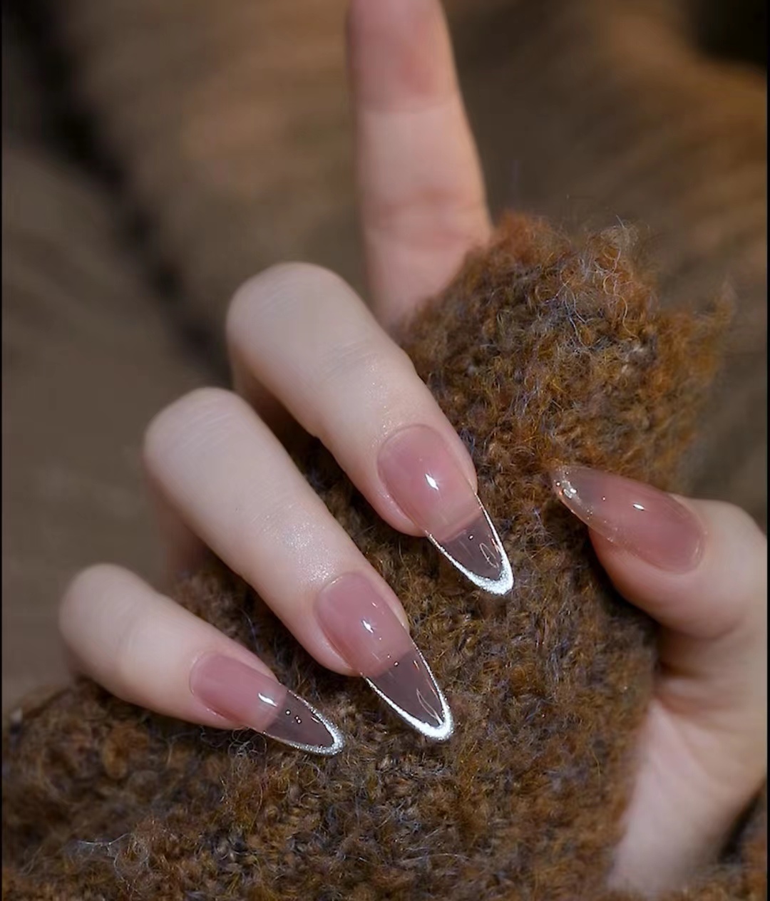 五一游玩美甲必备款式推荐,适合五一出游的美甲款式图片