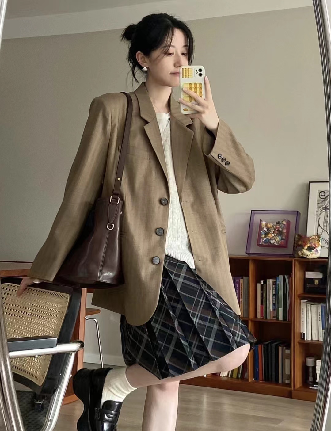 秋冬穿搭很简单这样穿秒变女神,今年冬季最火的穿搭精致女生必看