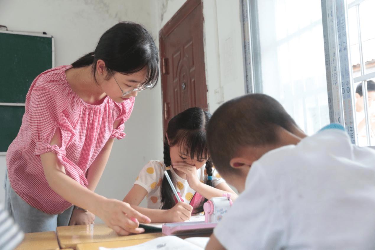 孩子上一年级之前如何沟通与铺垫,如何做好幼儿园与小学的衔接工作