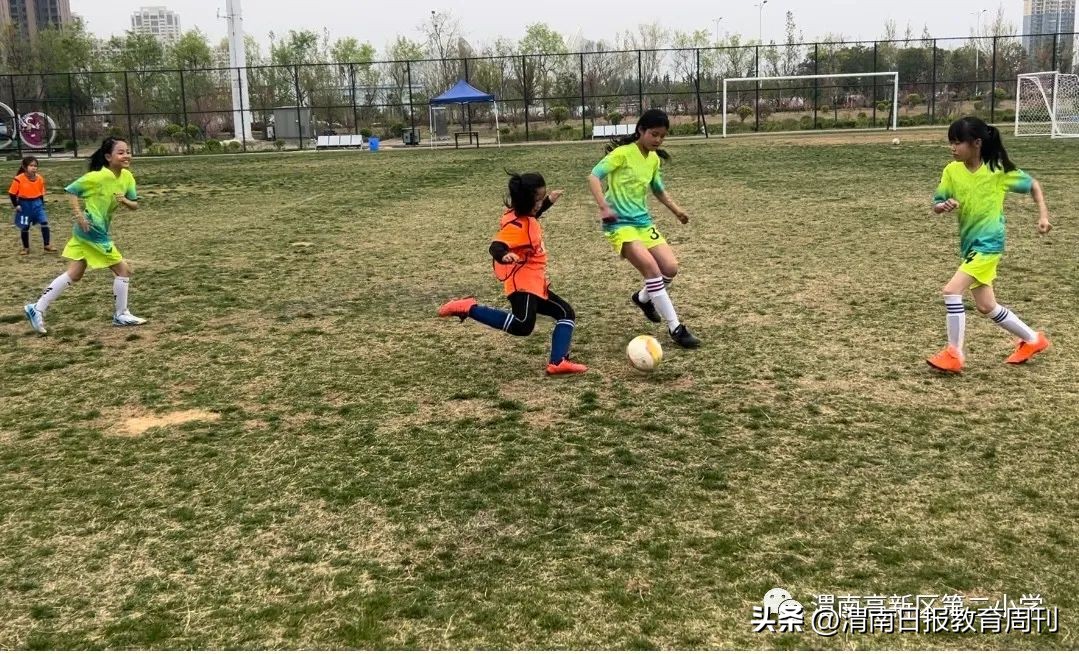 激情飞扬绿茵场的视频,激情飞扬绿茵场视频