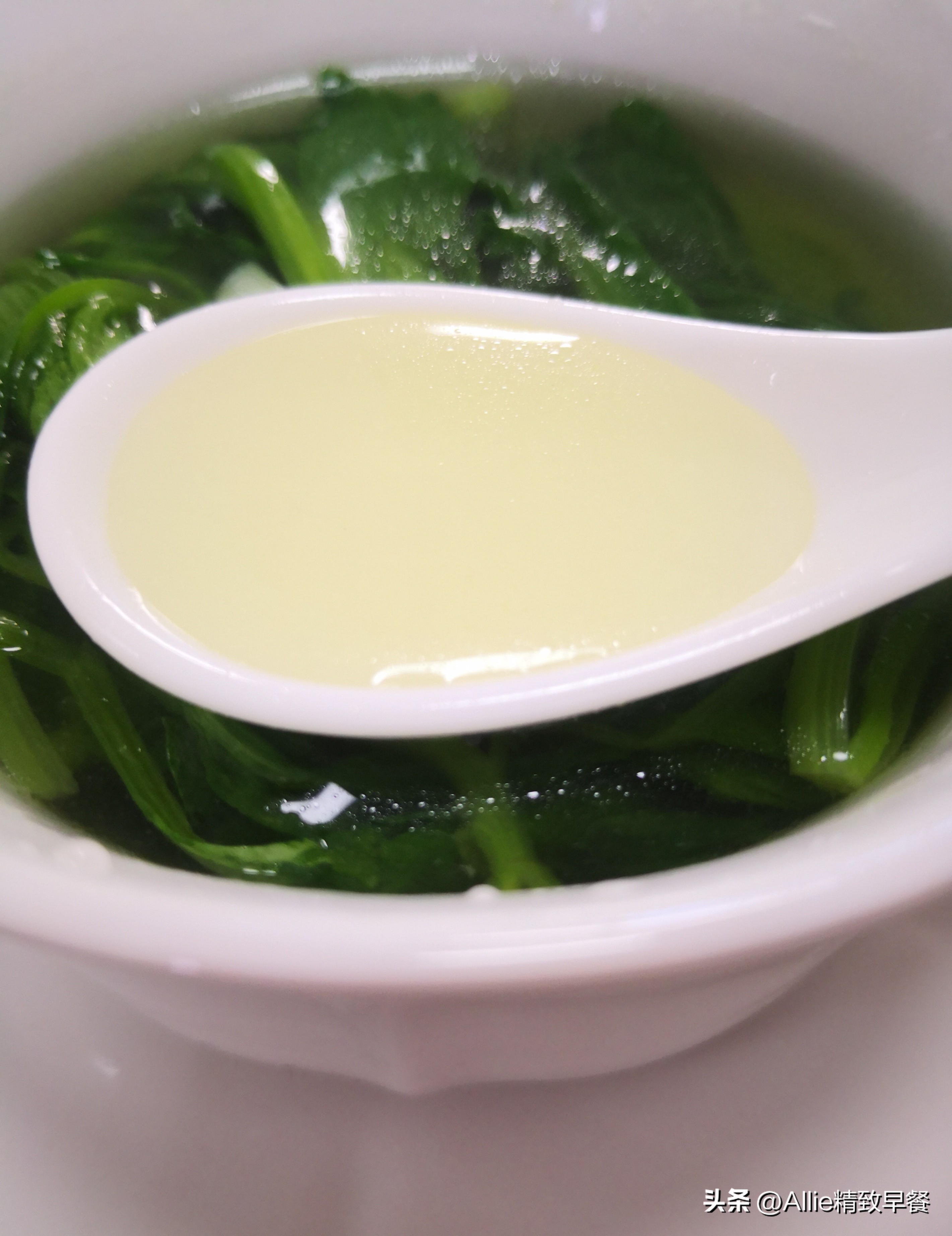 生面条做焖面怎么老是粘锅,焖面怎么做才能软烂不粘锅