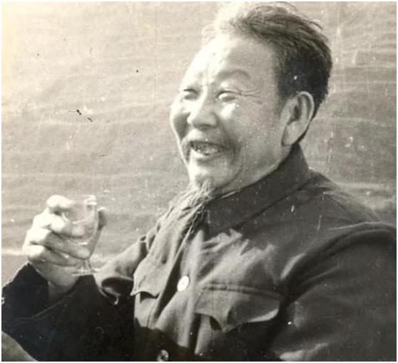 春节将至，走亲访友记得带上5款酒，大厂嫡系单品，寓意也极好