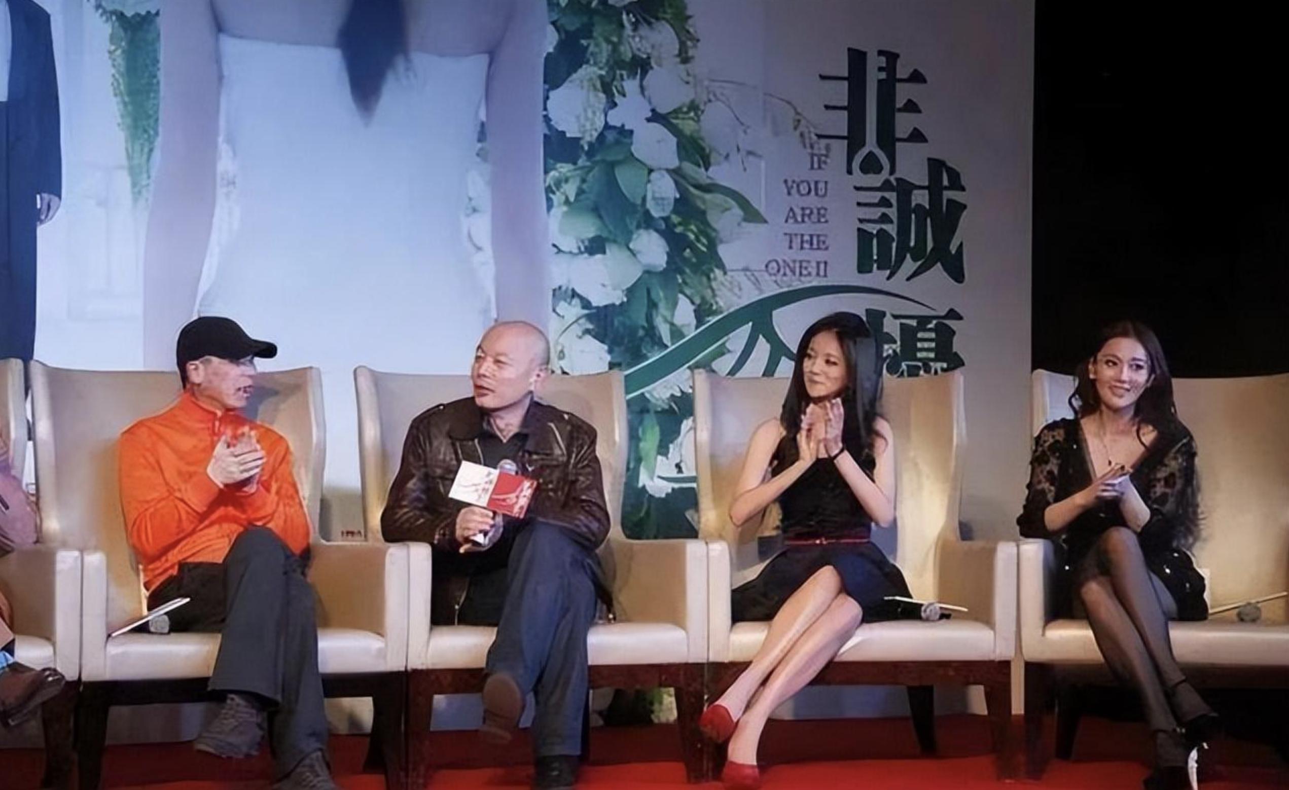 张馨予喜变军嫂两人这样秀恩爱,张馨予被爆昔日照片