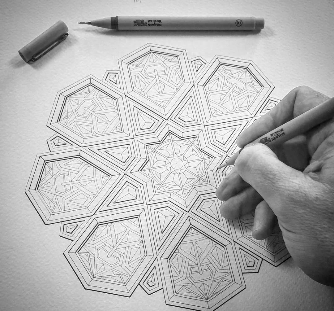 画这种竟能治好抑郁？这些超牛的解压图案，拯救了自杀边缘的男人