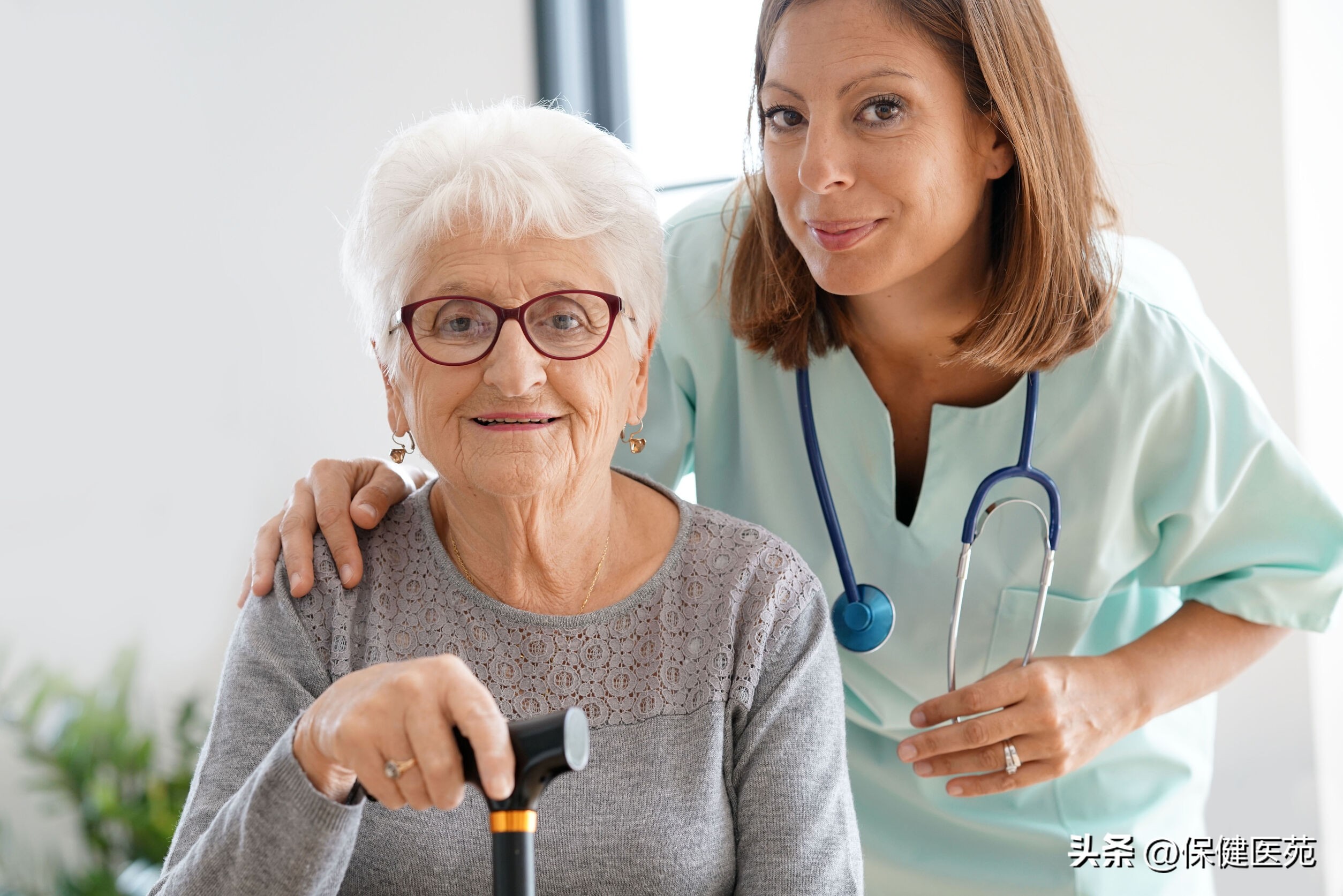 被卡住气管的视频,气管被卡住的部位