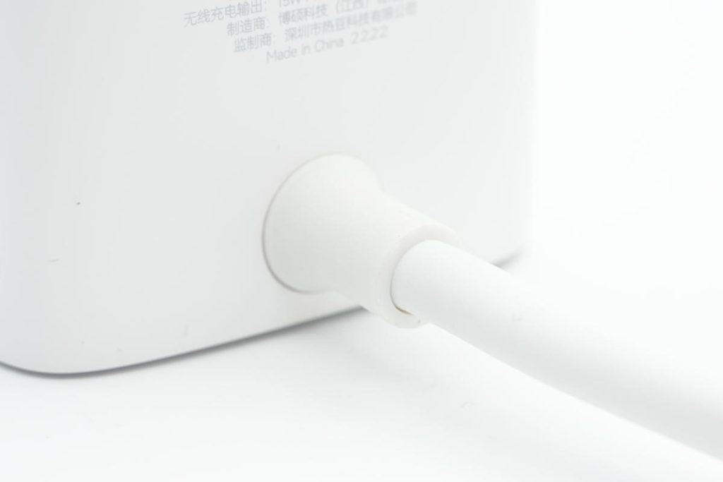 无线快充拆解,27w无线快充拆解步骤