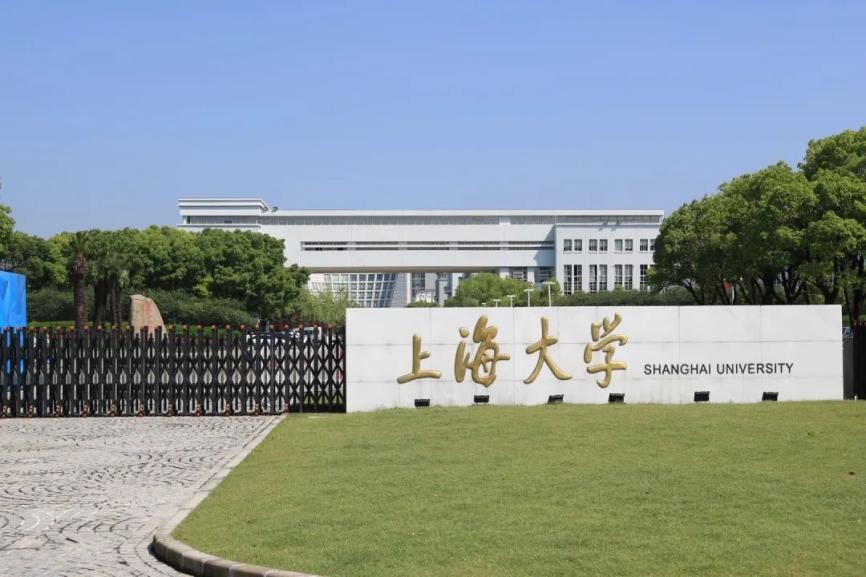 应届毕业生入职外交部,大学生毕业后就职中国外交部