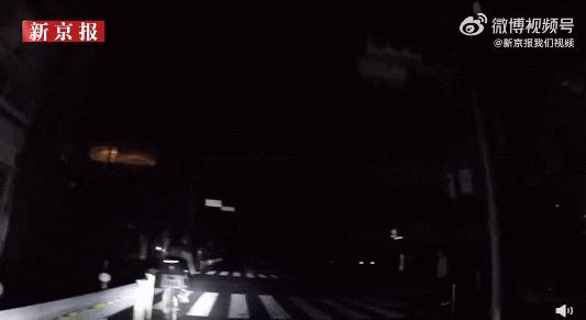 日本发生7.4级地震现场,日本发生7.4级地震