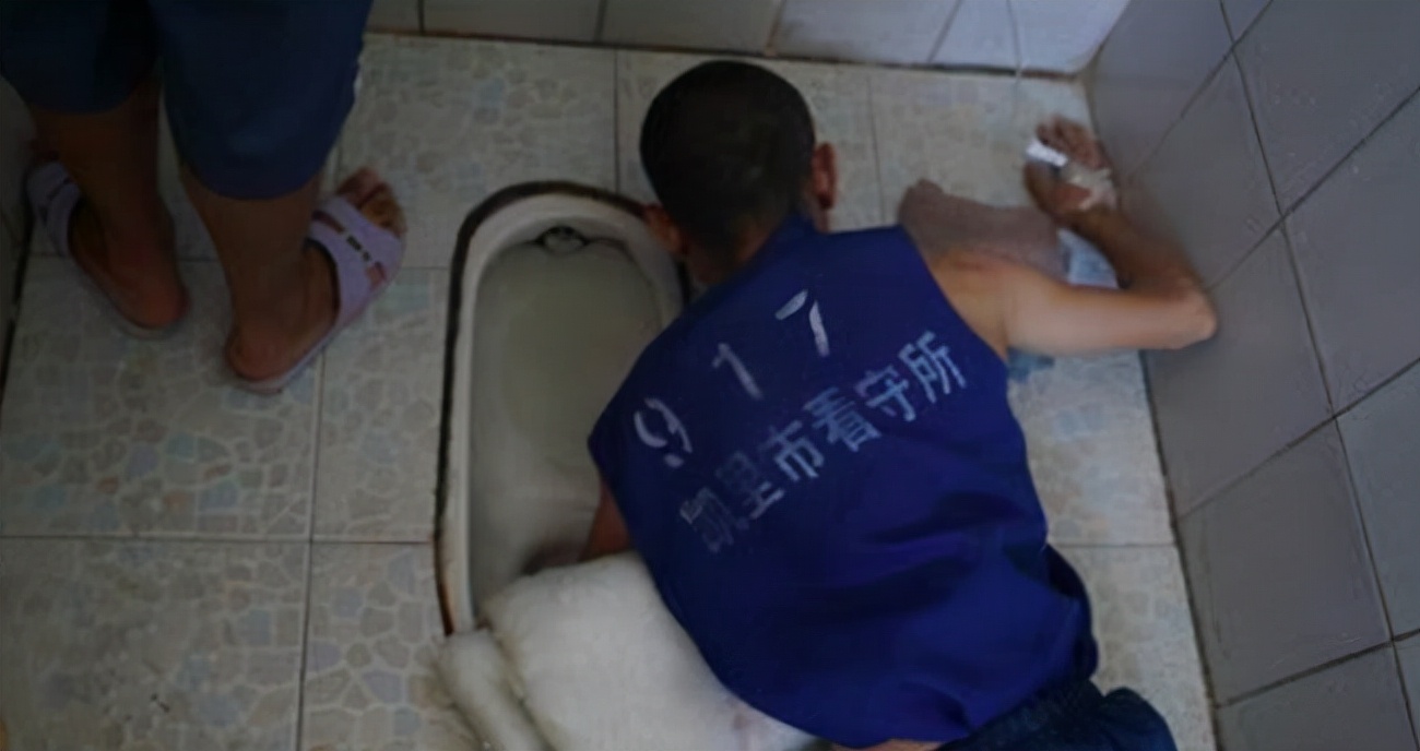 在看守所一般要做什么事情呢,刚刚进看守所每天都在做什么