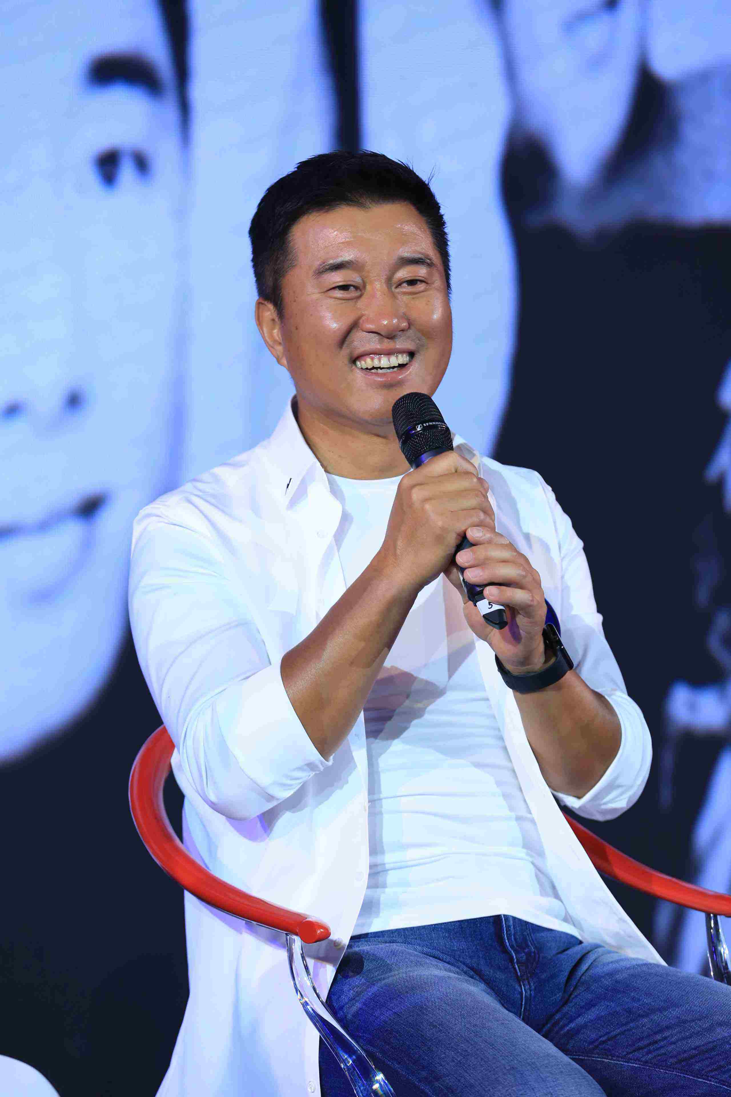 惨遭淘汰却爆红的歌手,当年红极一时却又被雪藏的歌手