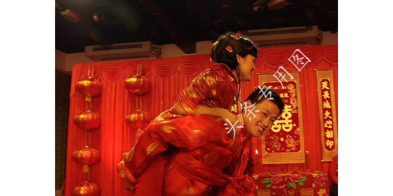 岳母生日我承包一切费用，为一只螃蟹看出亲疏有别，毁了生日宴