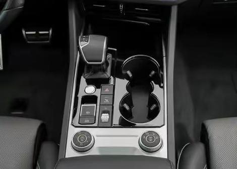 大众途锐四驱豪华,大众途锐4.0t试驾