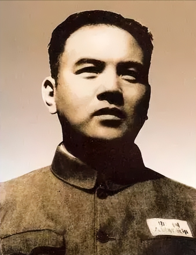 1954年的特殊葬礼：周总理带头执绋，5位元帅一同送别老战友