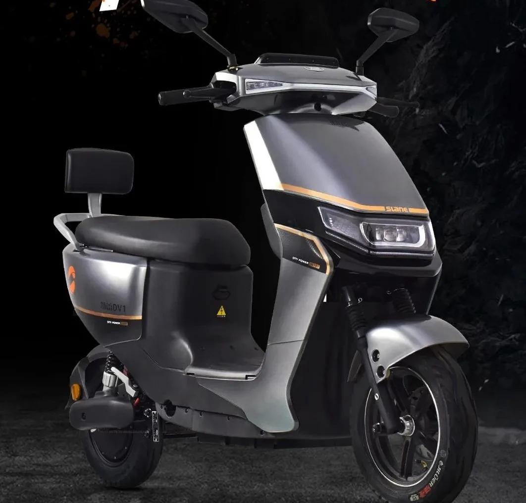 新蕾dv1电动车是鼓刹吗,新蕾续航500公里电动车