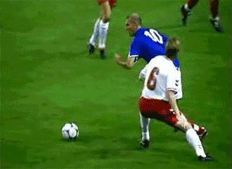 齐达内能当曼联主教练吗,齐达内能执教巴西吗